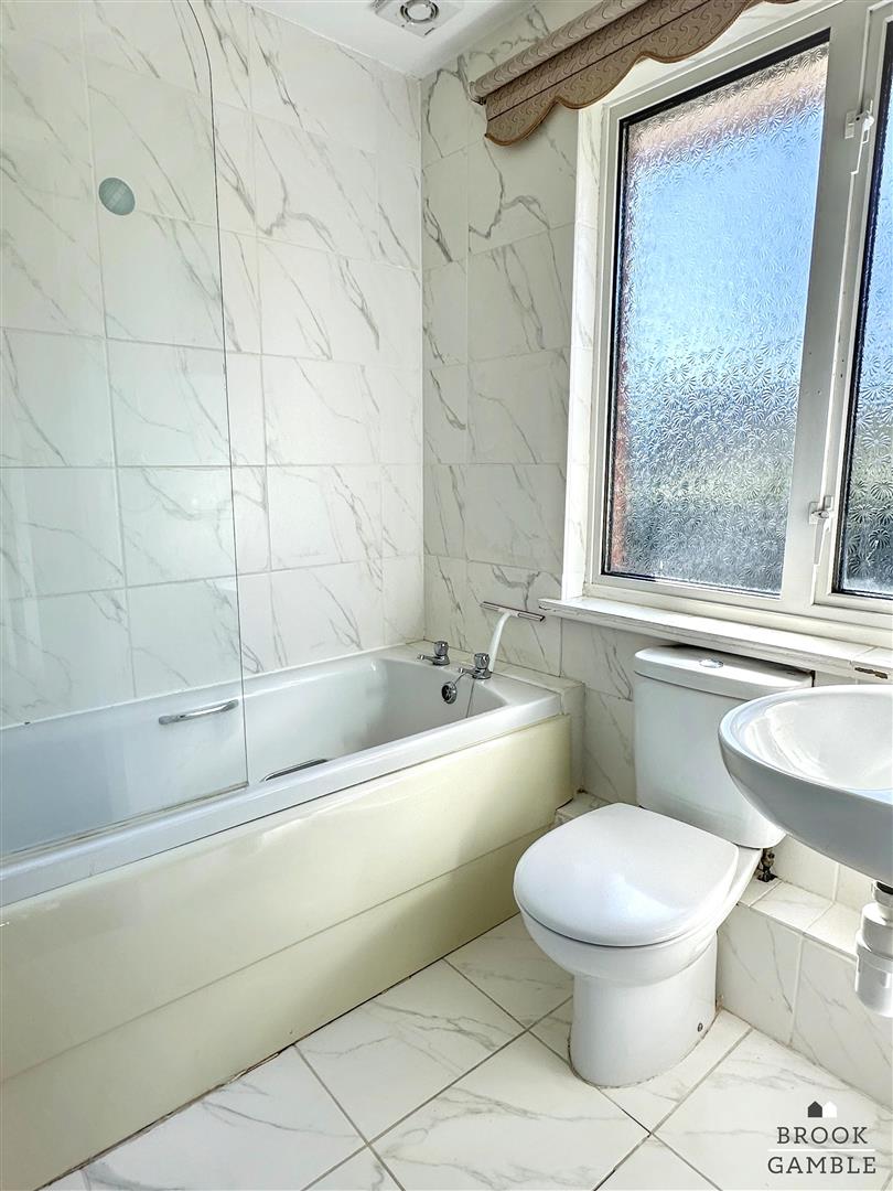 3 Bedroom House. Filching Road in Eastbourne,  15